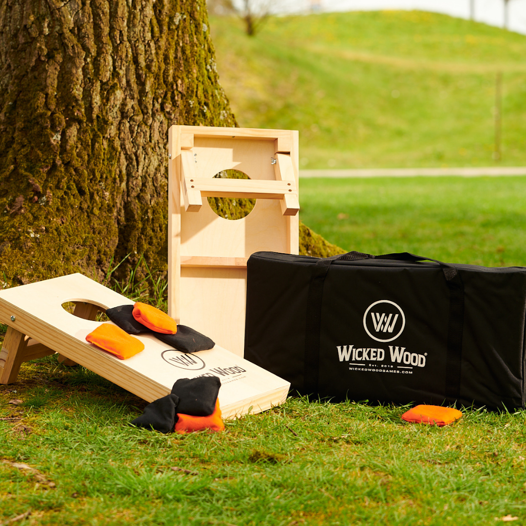 Cornhole Set Mini - Wicked Wood - 60x30cm - Inkl väskor och bärväska